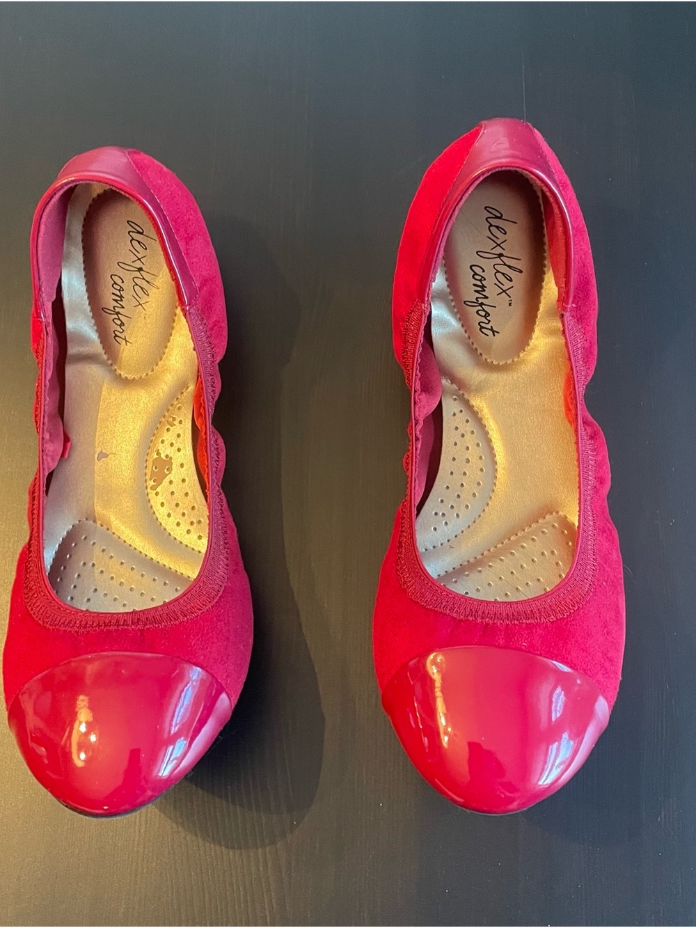 dexflex comfort Red Patent-Toe Suede Ballet Flats